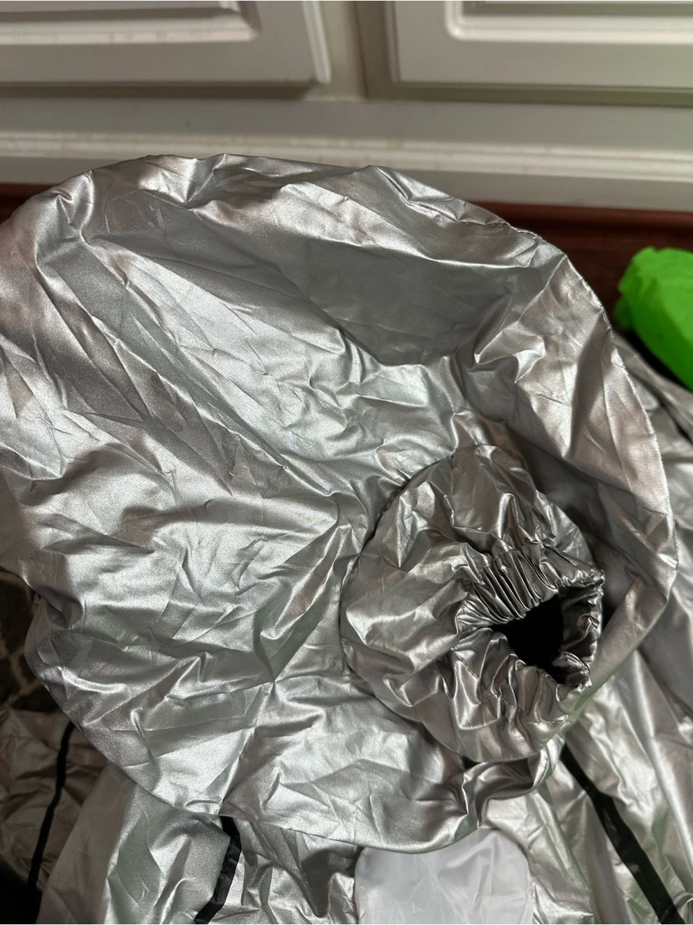 Spirit Light-Up Inflatable Alien UFO Costume .. MISSING GLOVES